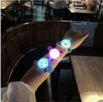 Αντικουνουπικό βραχιόλι Spinner με φωτάκι Πορτοκαλί / Κίτρινο - Image 3