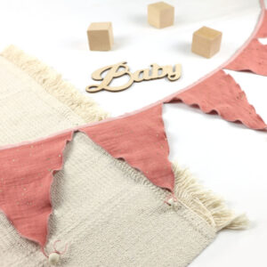 Γιρλάντα με σημαιάκια από Μουσελίνα - Caramel